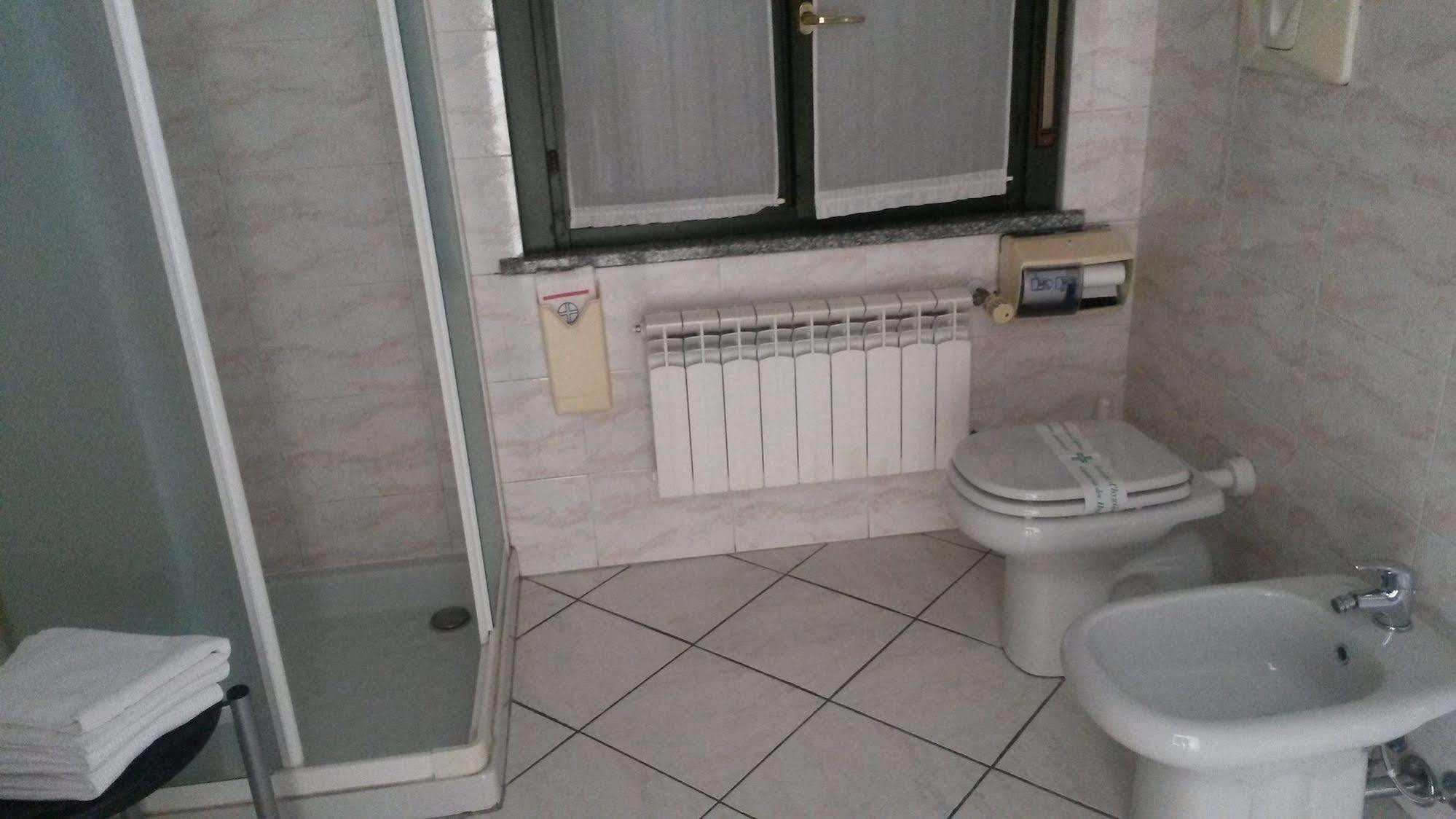 Hotel Residence La Fontana Марьяно-Коменсе Экстерьер фото